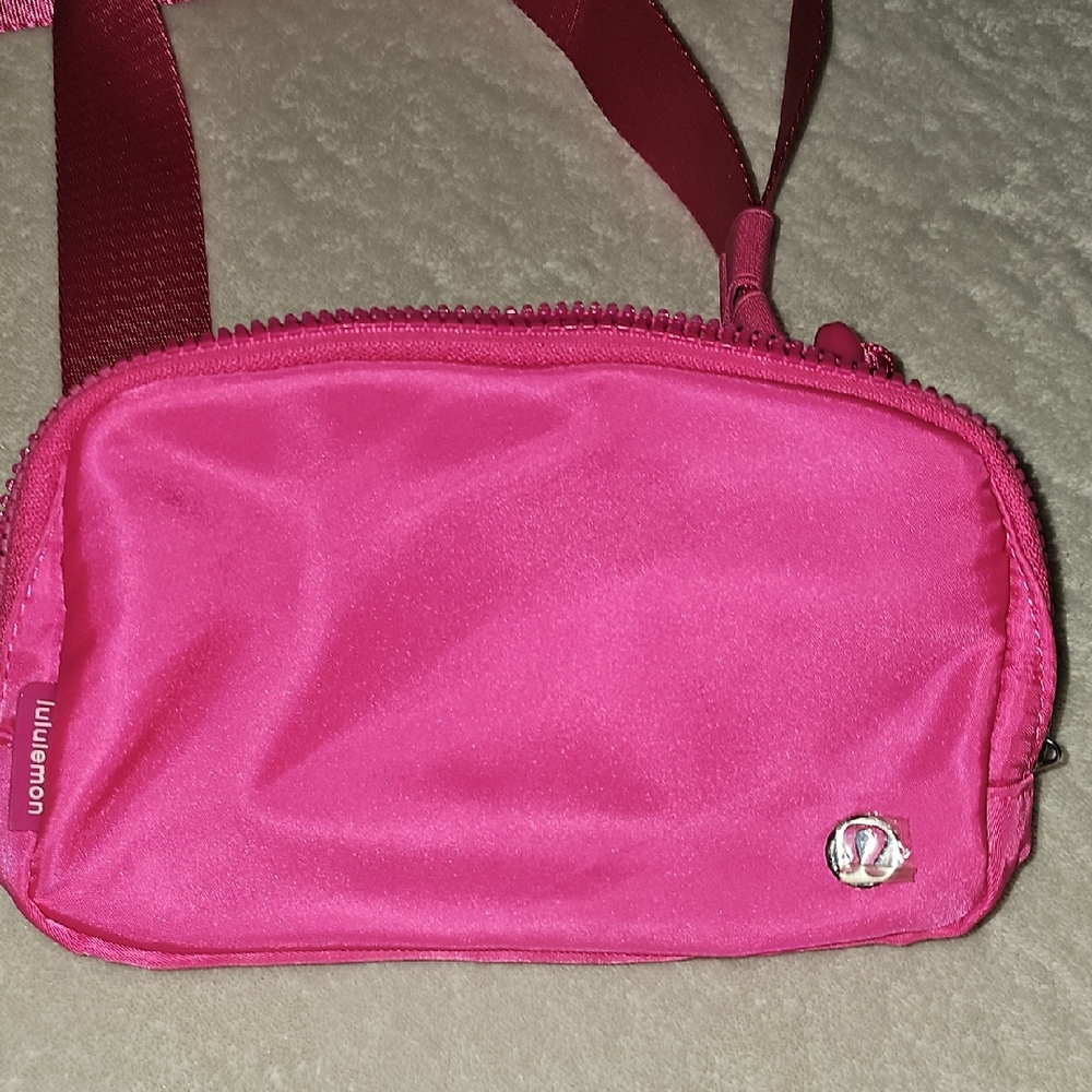 lululemon athletica Fuchsia Crossbody Bag